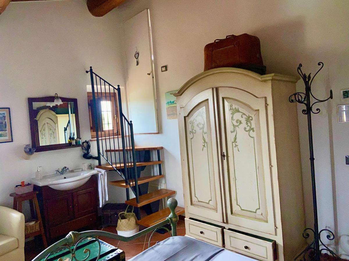 Bed And Breakfast Casale Del Sole Castellina Marittima Kültér fotó
